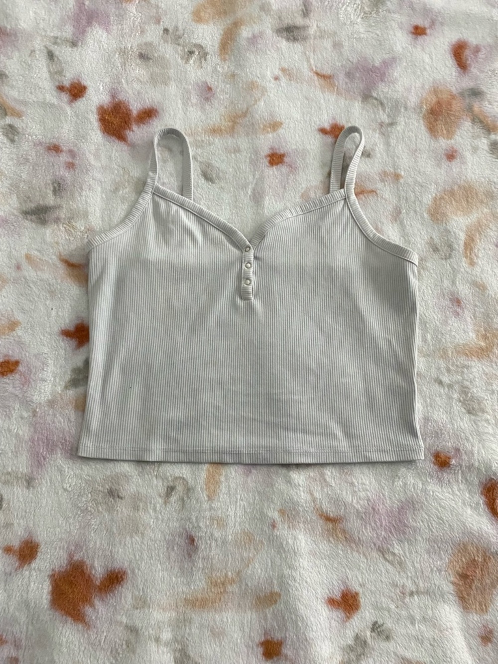 No Boundaries white Ribbed Button-Front Cropped Camisole